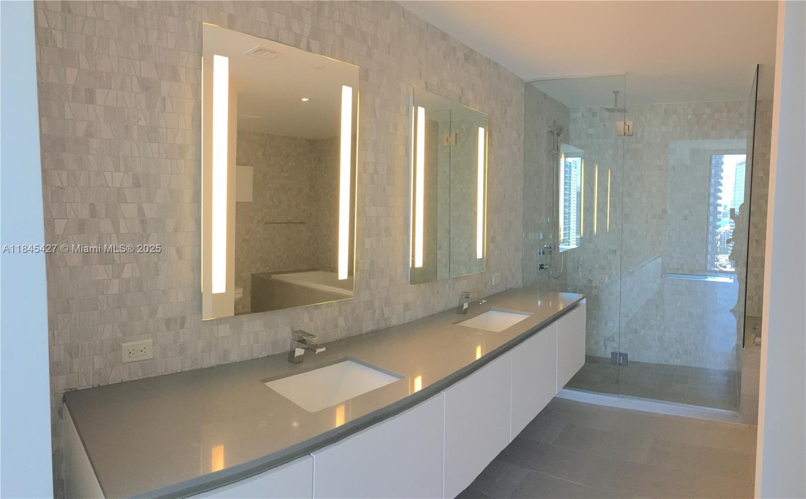 image Rise Condo1