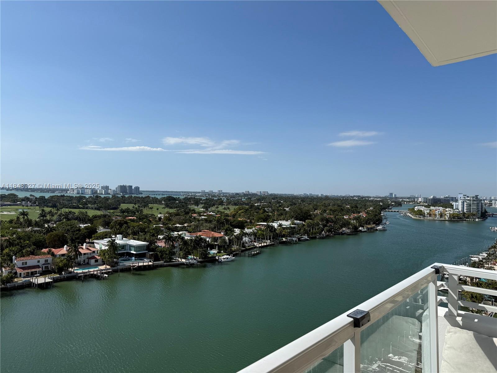 5600 Collins Ave #16G