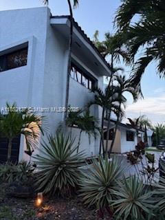 16720 NW 78th Pl Miami Lakes, FL 33016