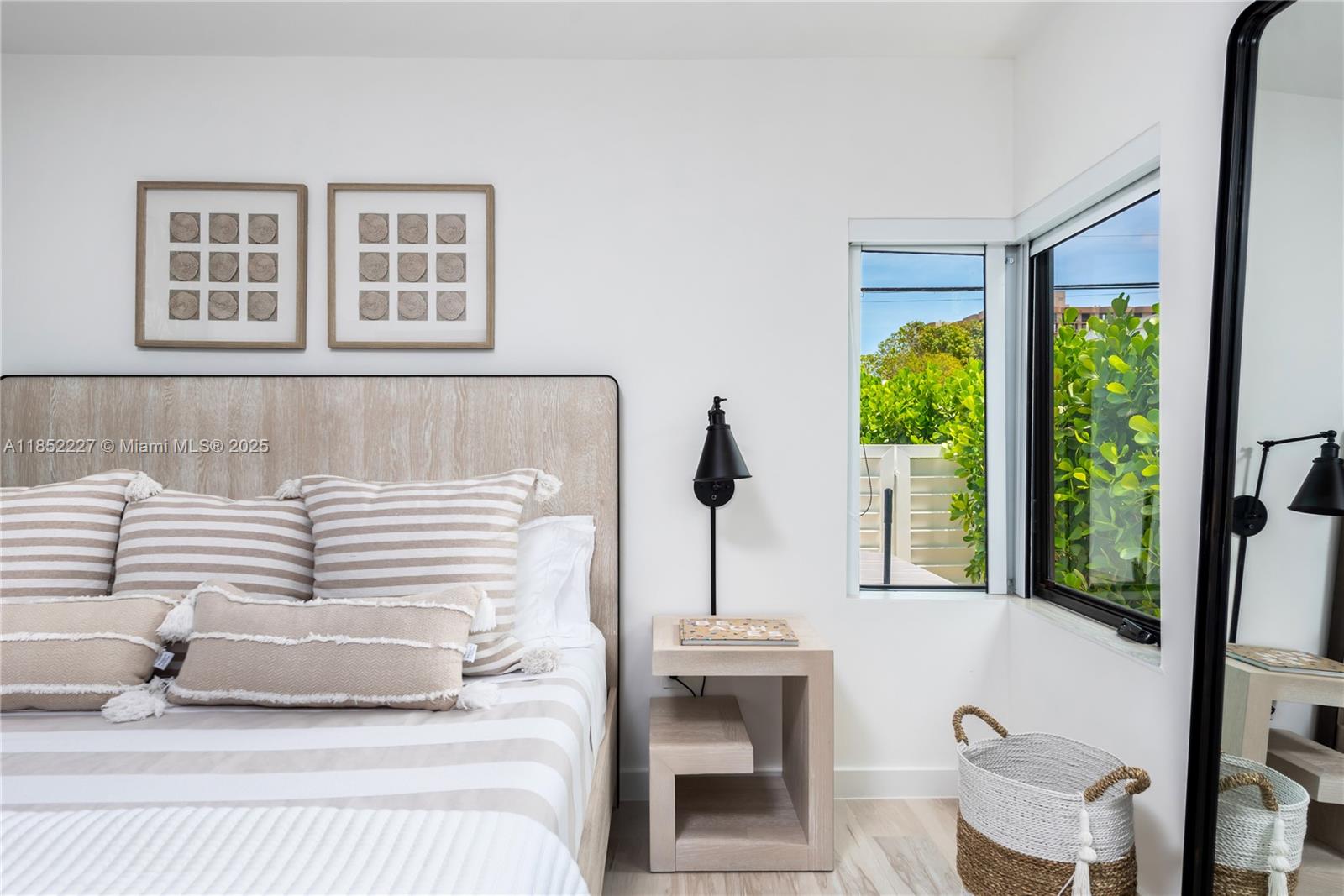 8834 Abbott Ave Surfside, FL 33154