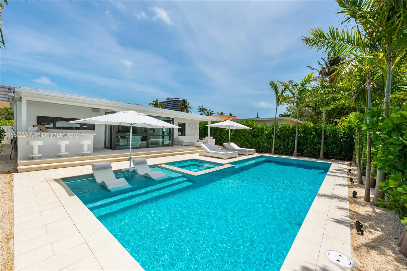 8834 Abbott Ave Surfside, FL 33154