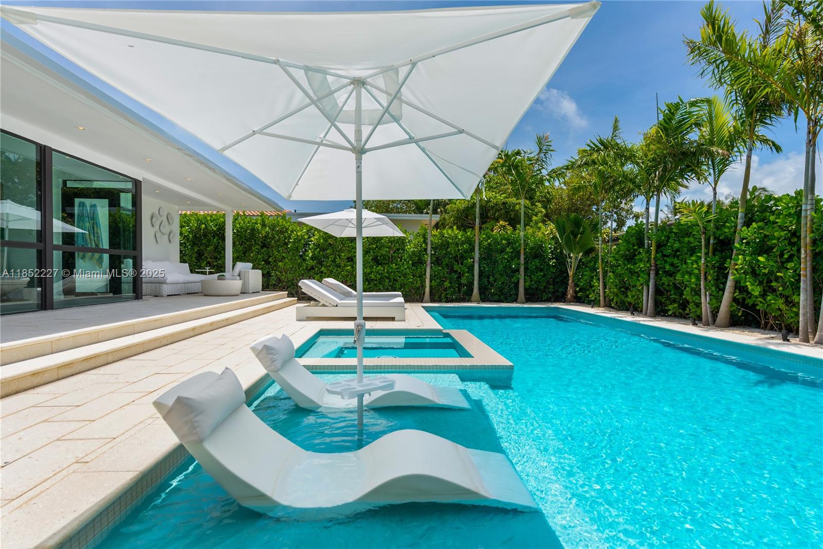 8834 Abbott Ave Surfside, FL 33154