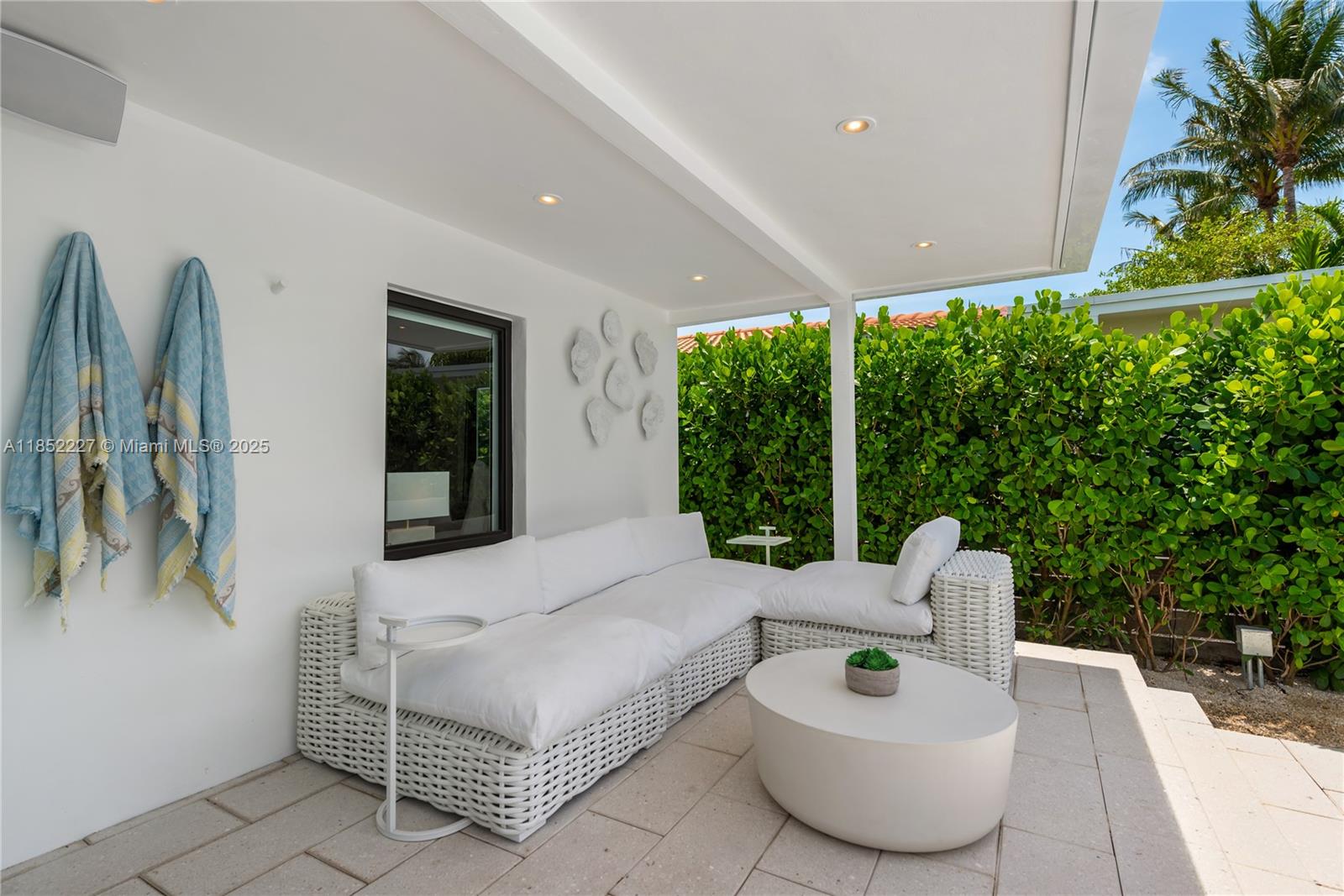 8834 Abbott Ave Surfside, FL 33154