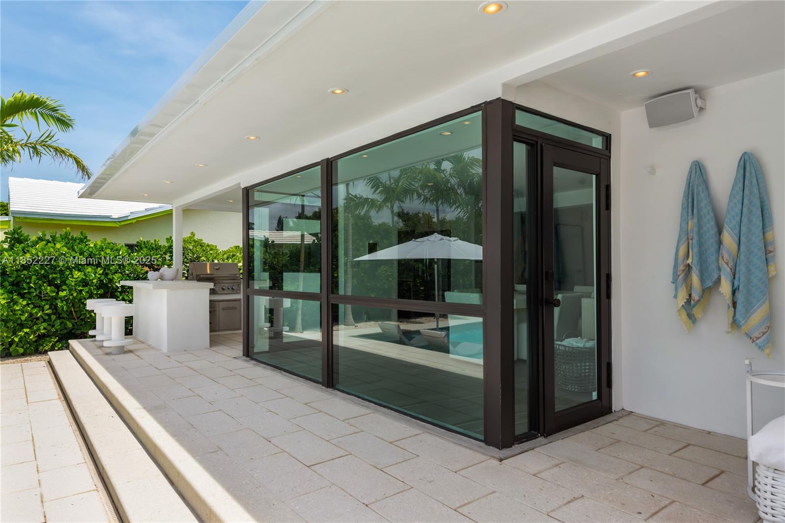 8834 Abbott Ave Surfside, FL 33154