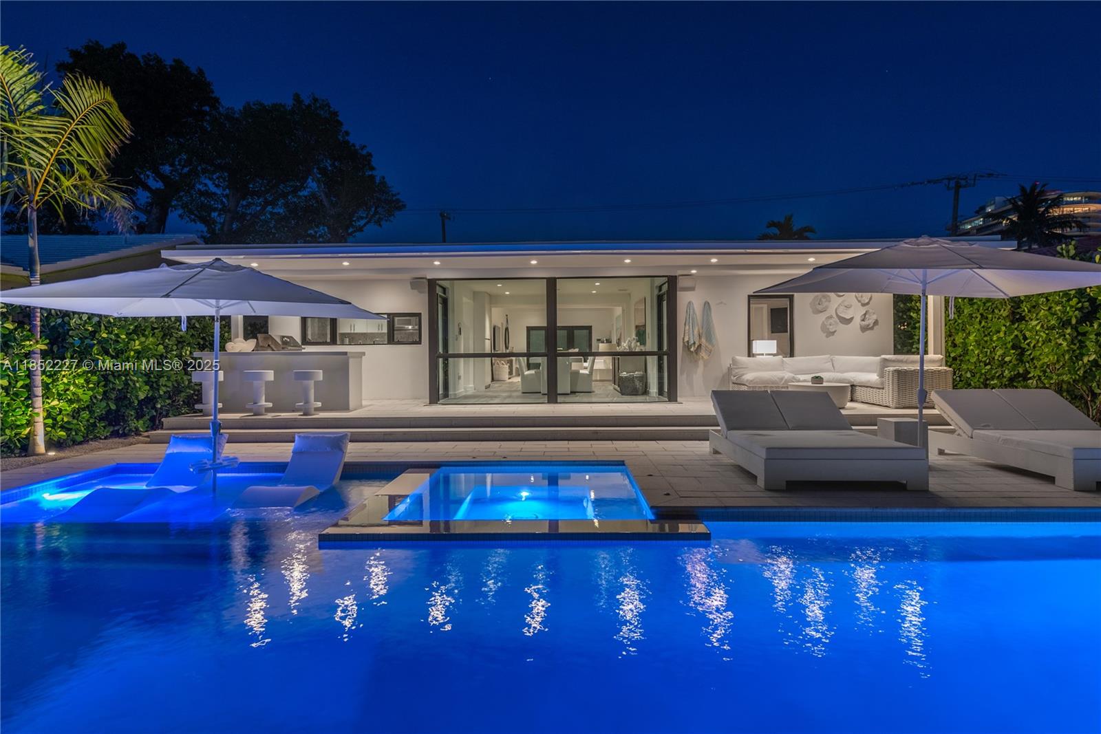 8834 Abbott Ave Surfside, FL 33154