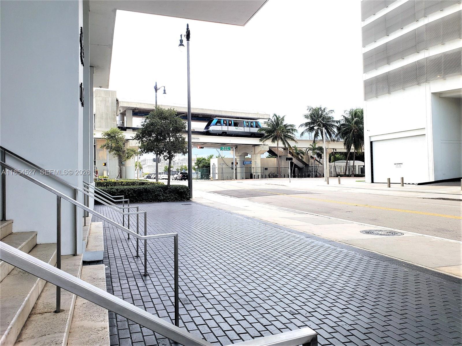 image Ten Museum Park86