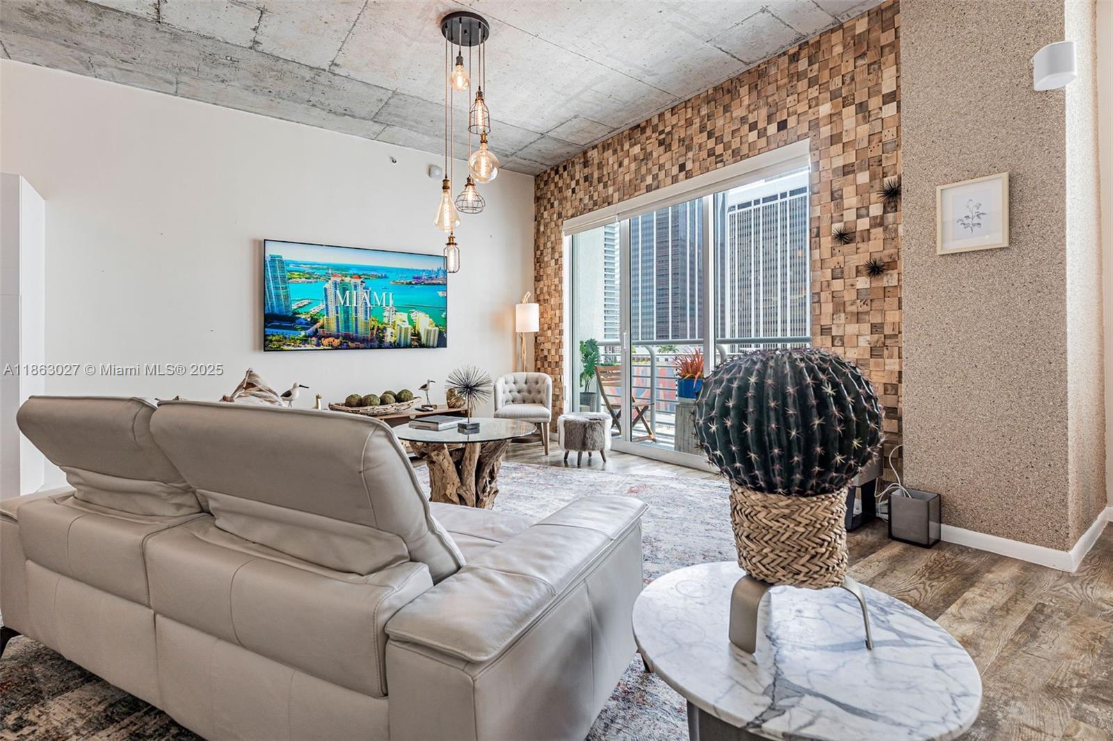 image The Loft Downtown Ii23