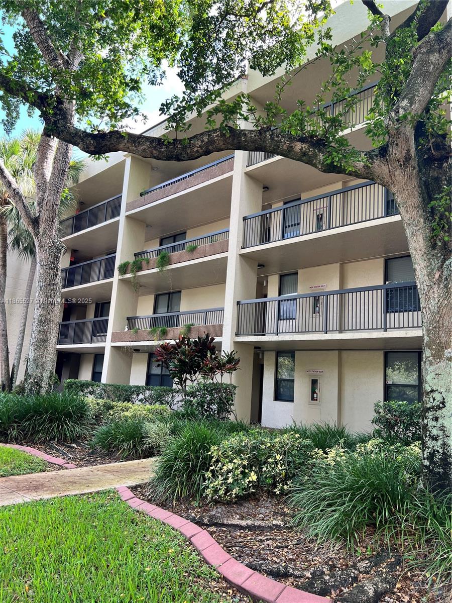 100 NW 76th Ave #302-2