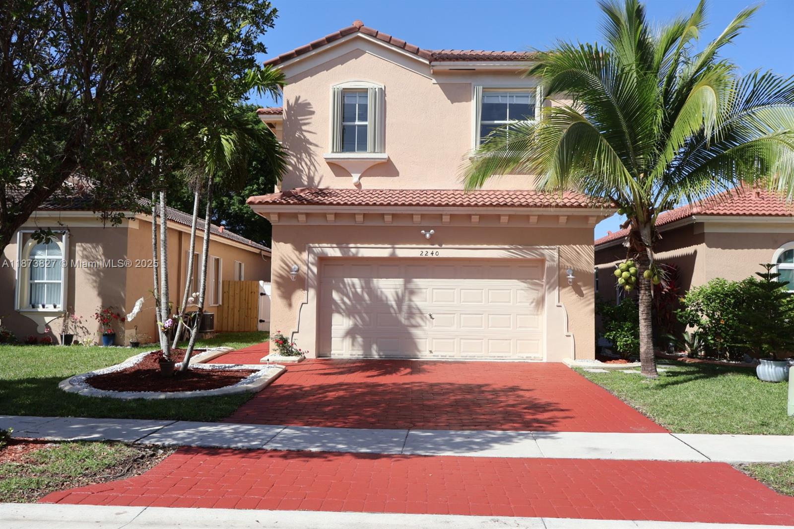 2240 NE 37th Ter