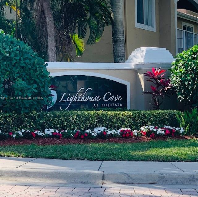 260 Village Blvd #5203