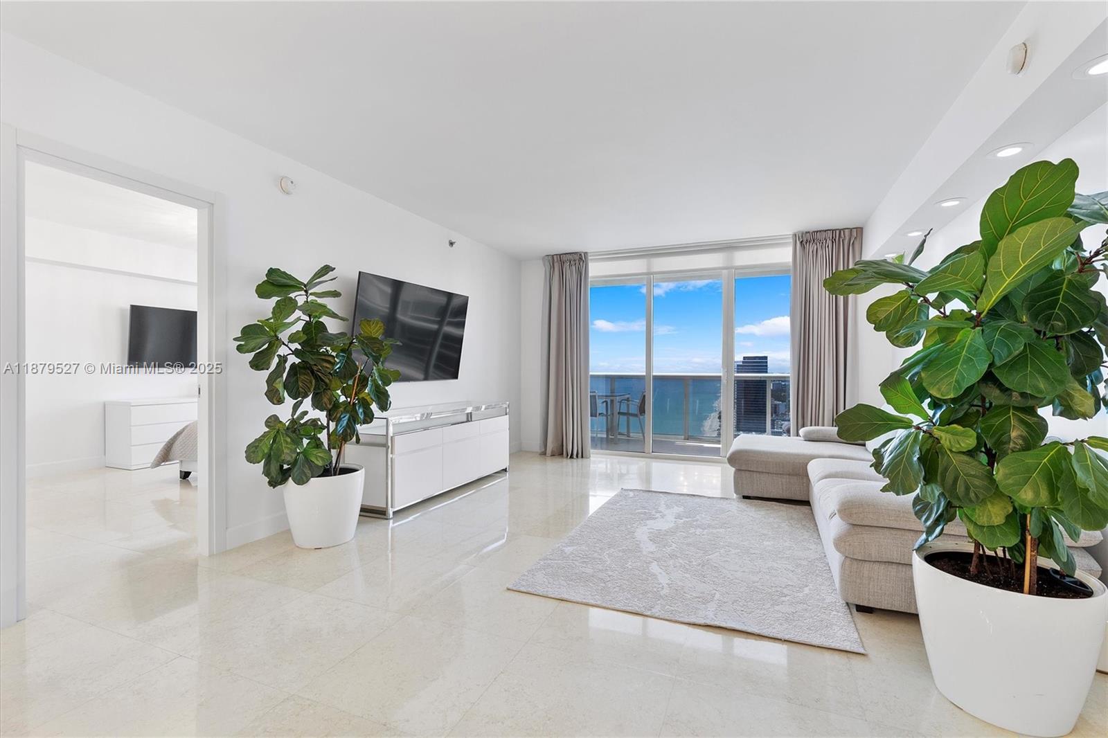 1830 S Ocean Dr #4503