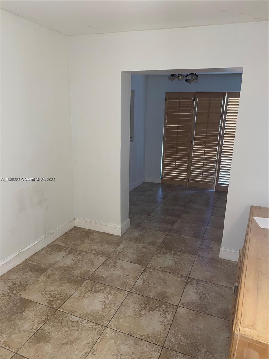 2755 NE 207th St Aventura, FL 33180