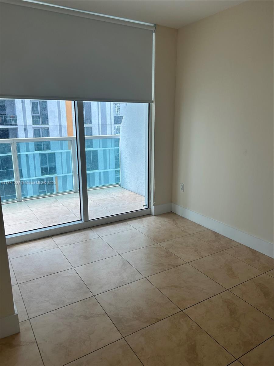 image Brickell On The River4