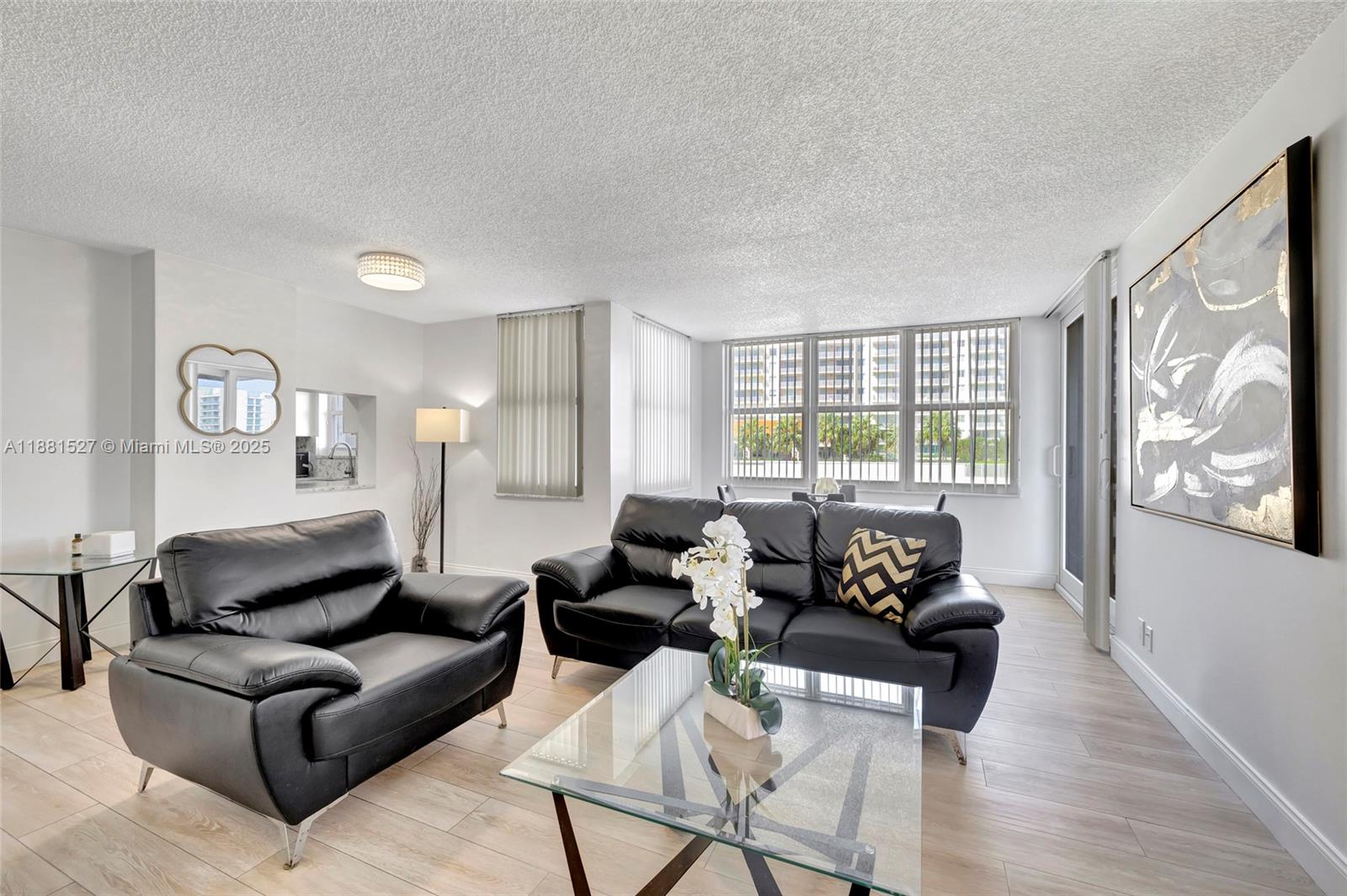 3015 N Ocean Blvd #6A