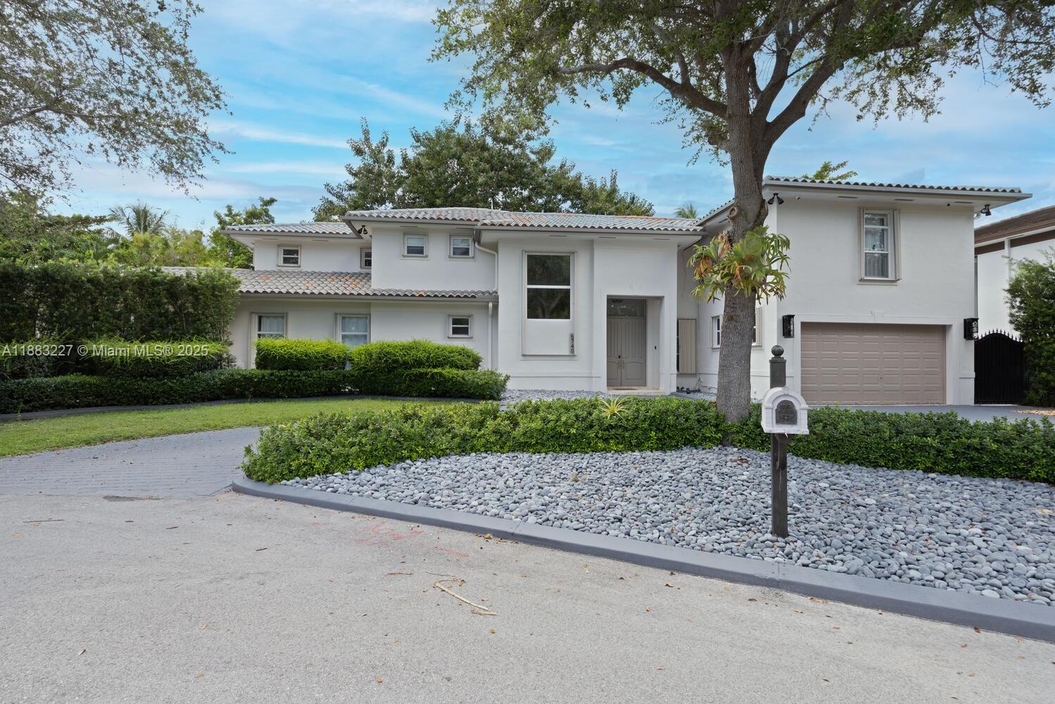 5740 SW 59th Pl South Miami, FL 33143