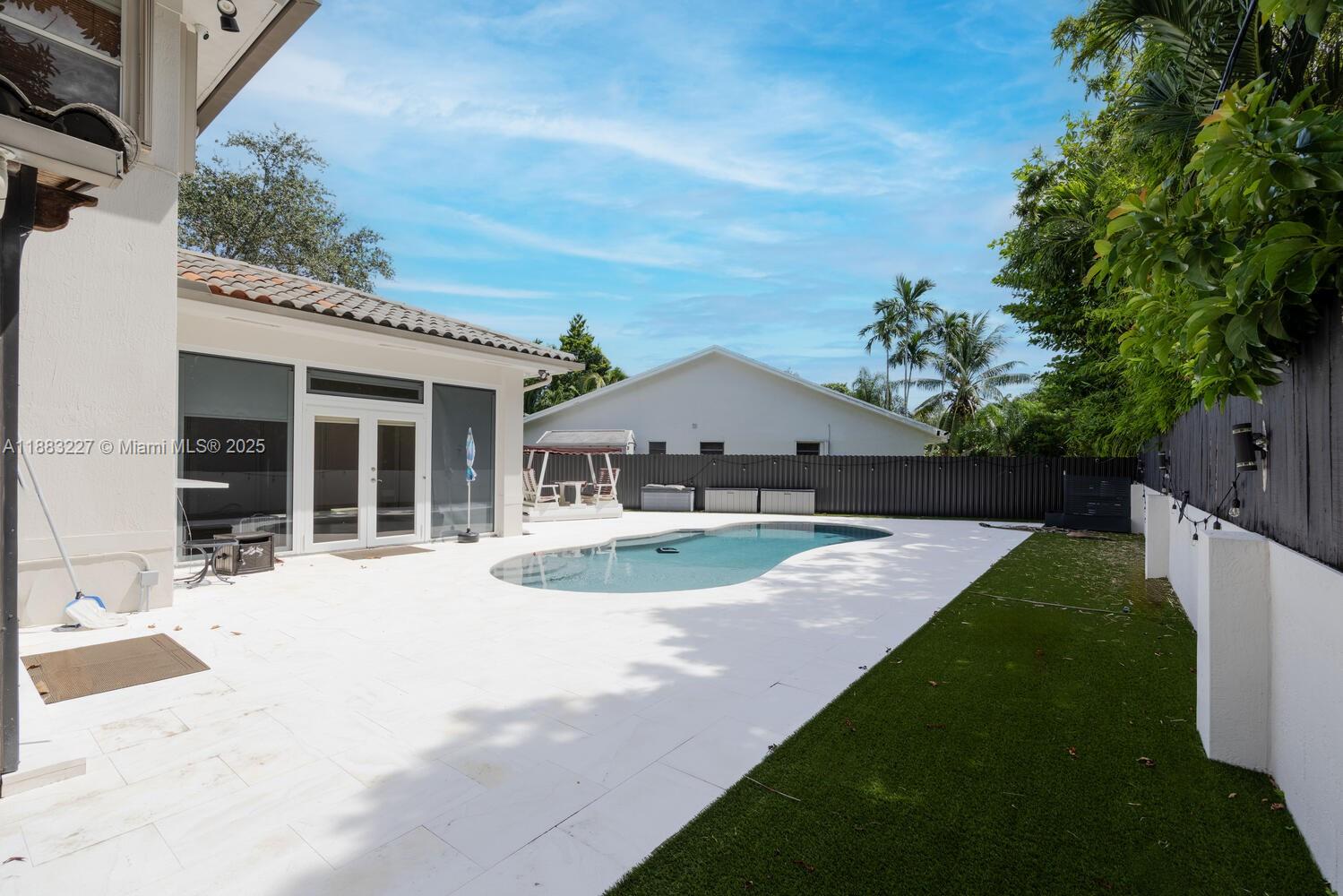 5740 SW 59th Pl South Miami, FL 33143