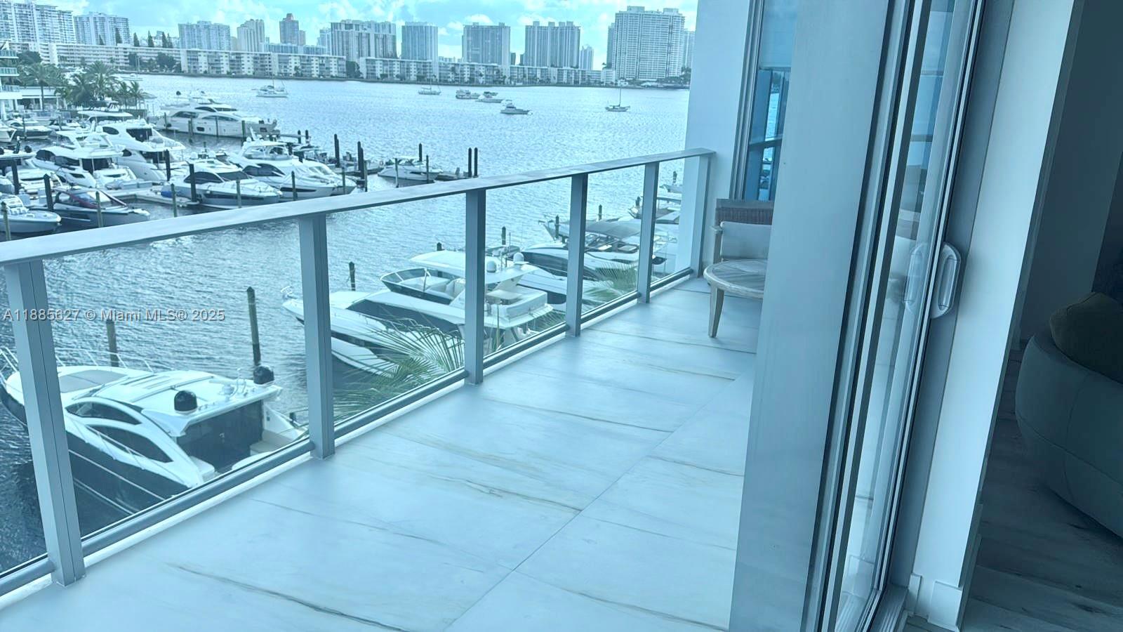 17111 Biscayne Blvd #401