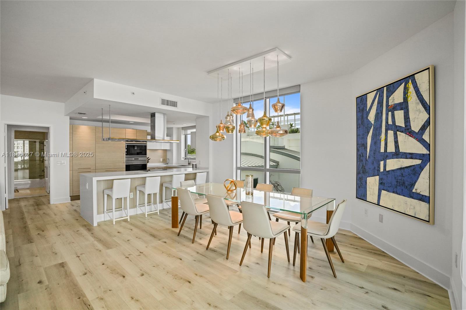 17111 Biscayne Blvd #401 North Miami Beach, FL 33160