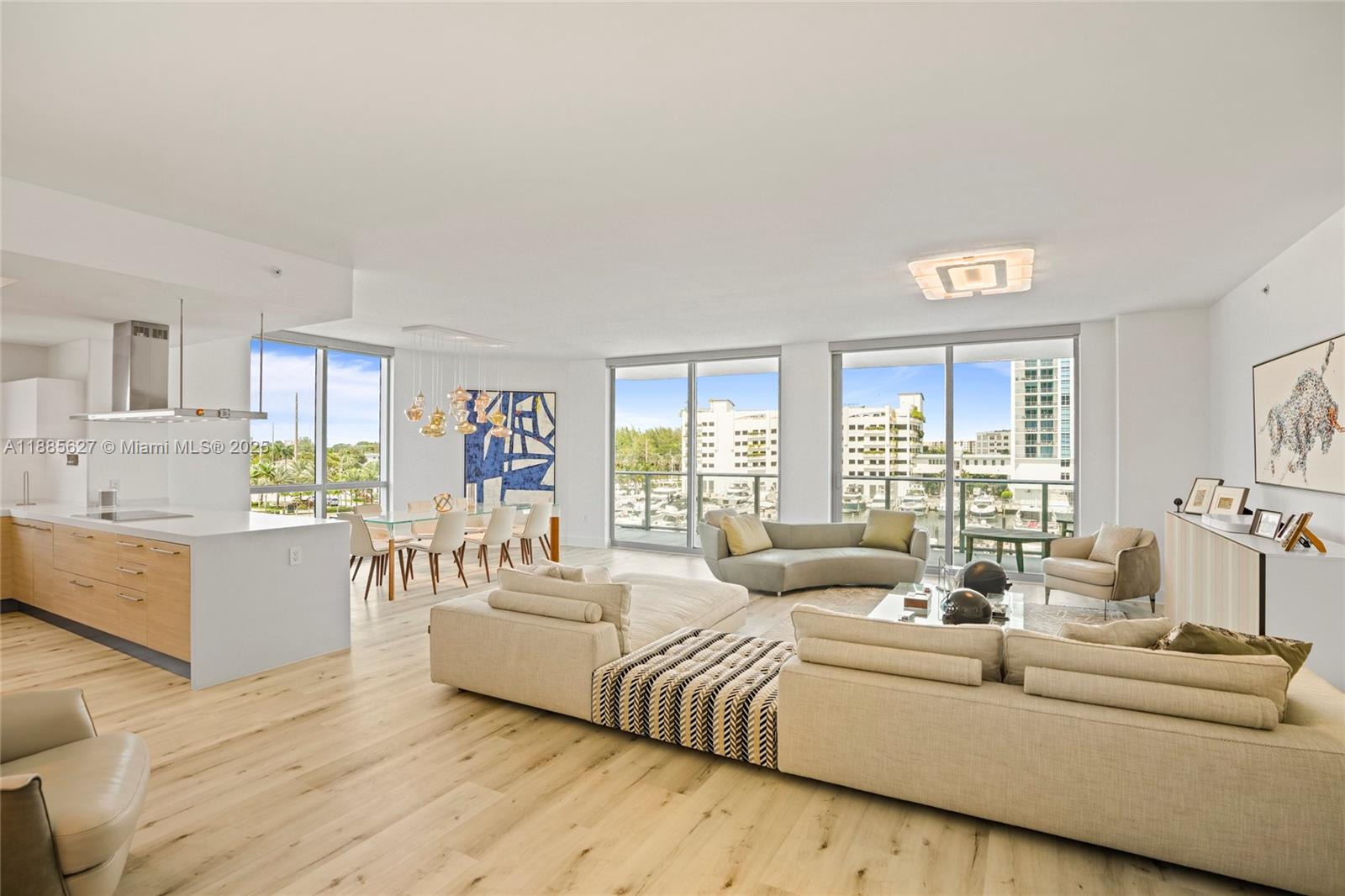 17111 Biscayne Blvd #401 North Miami Beach, FL 33160