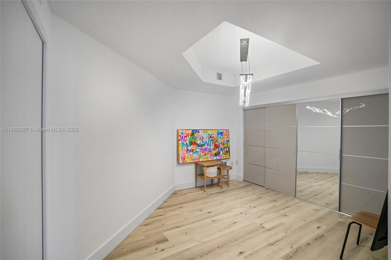 17111 Biscayne Blvd #401 North Miami Beach, FL 33160