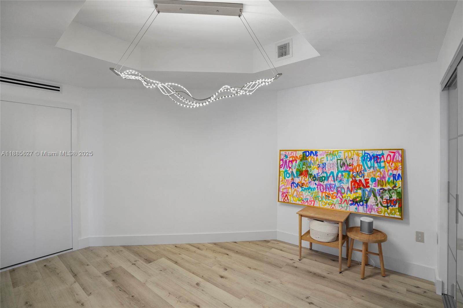 17111 Biscayne Blvd #401 North Miami Beach, FL 33160