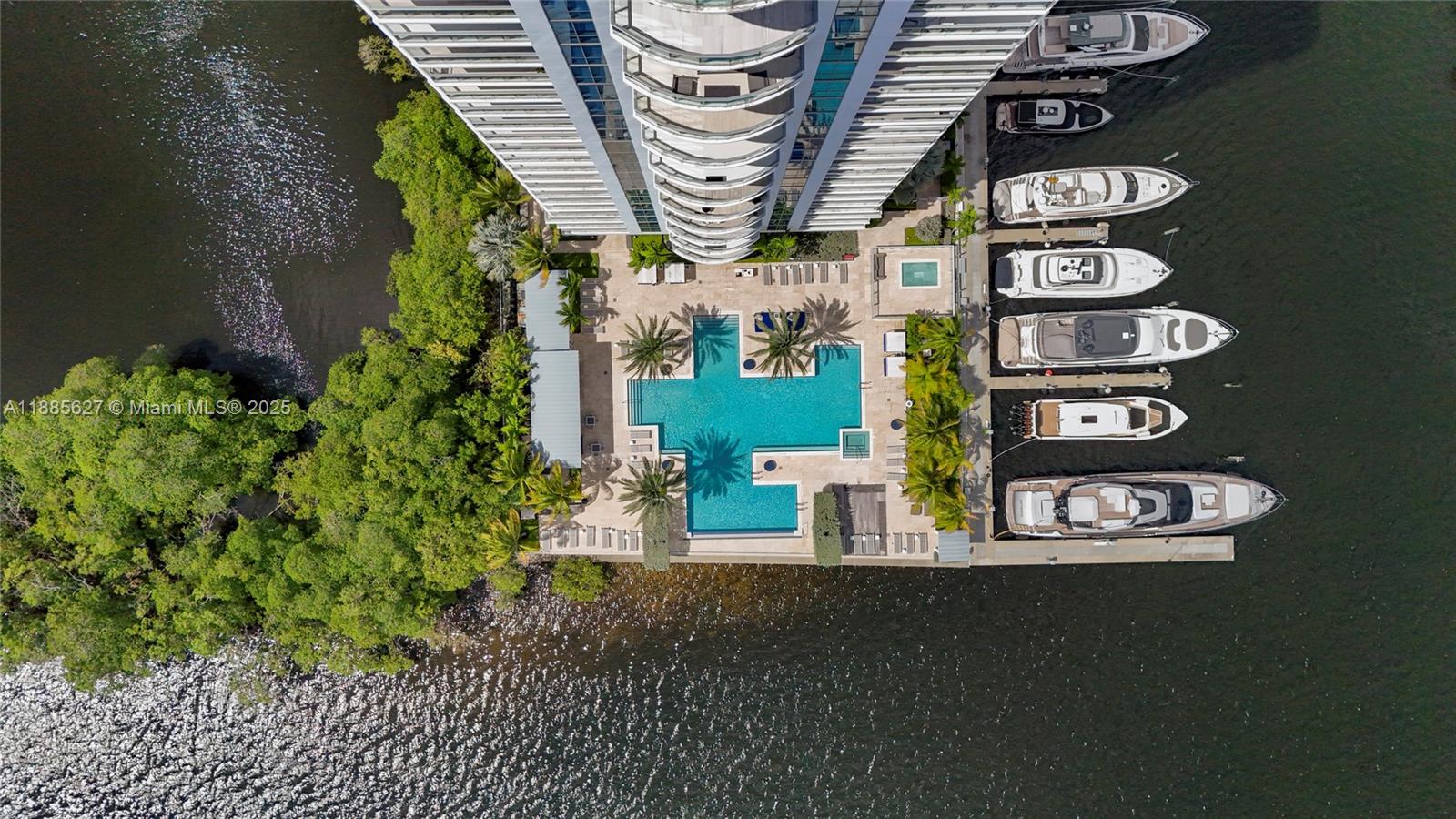 17111 Biscayne Blvd #401 North Miami Beach, FL 33160