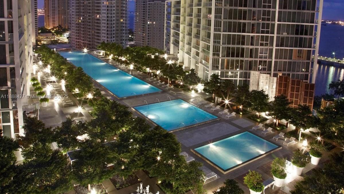 image Icon Brickell1