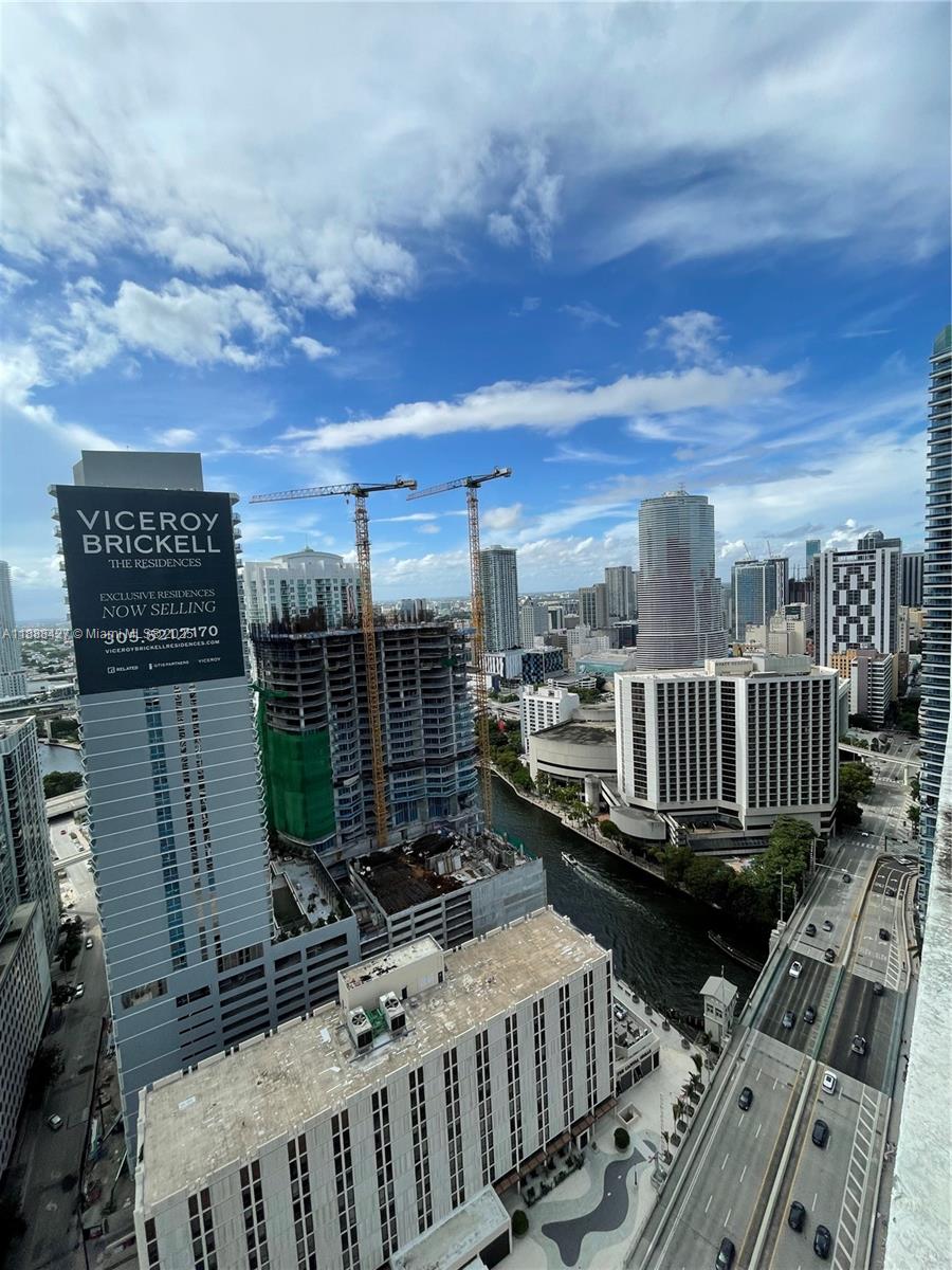 image Icon Brickell30