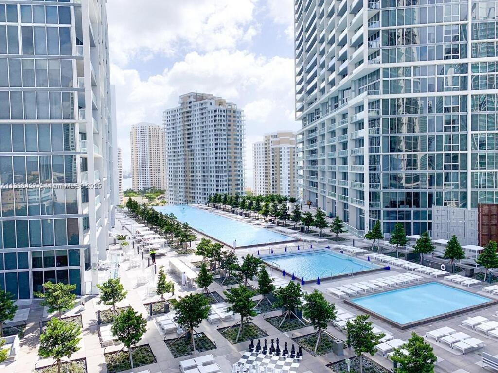 image Icon Brickell3