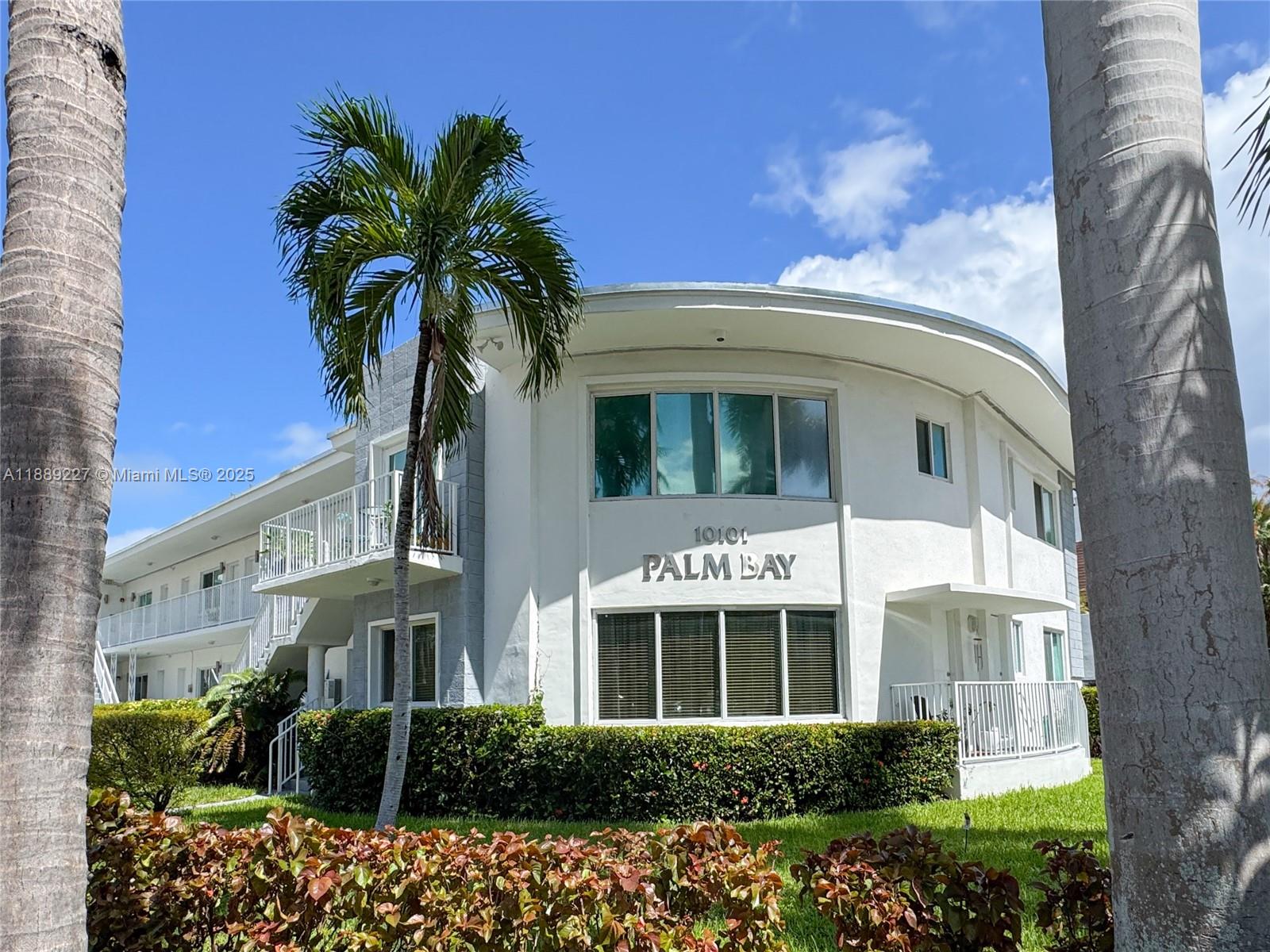 10101 W Bay Hbr Dr #5