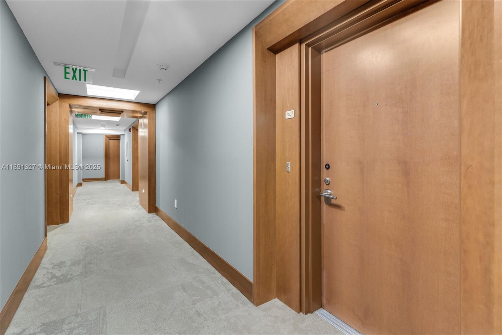 31 SE 5th St #2607 Miami, FL 33131