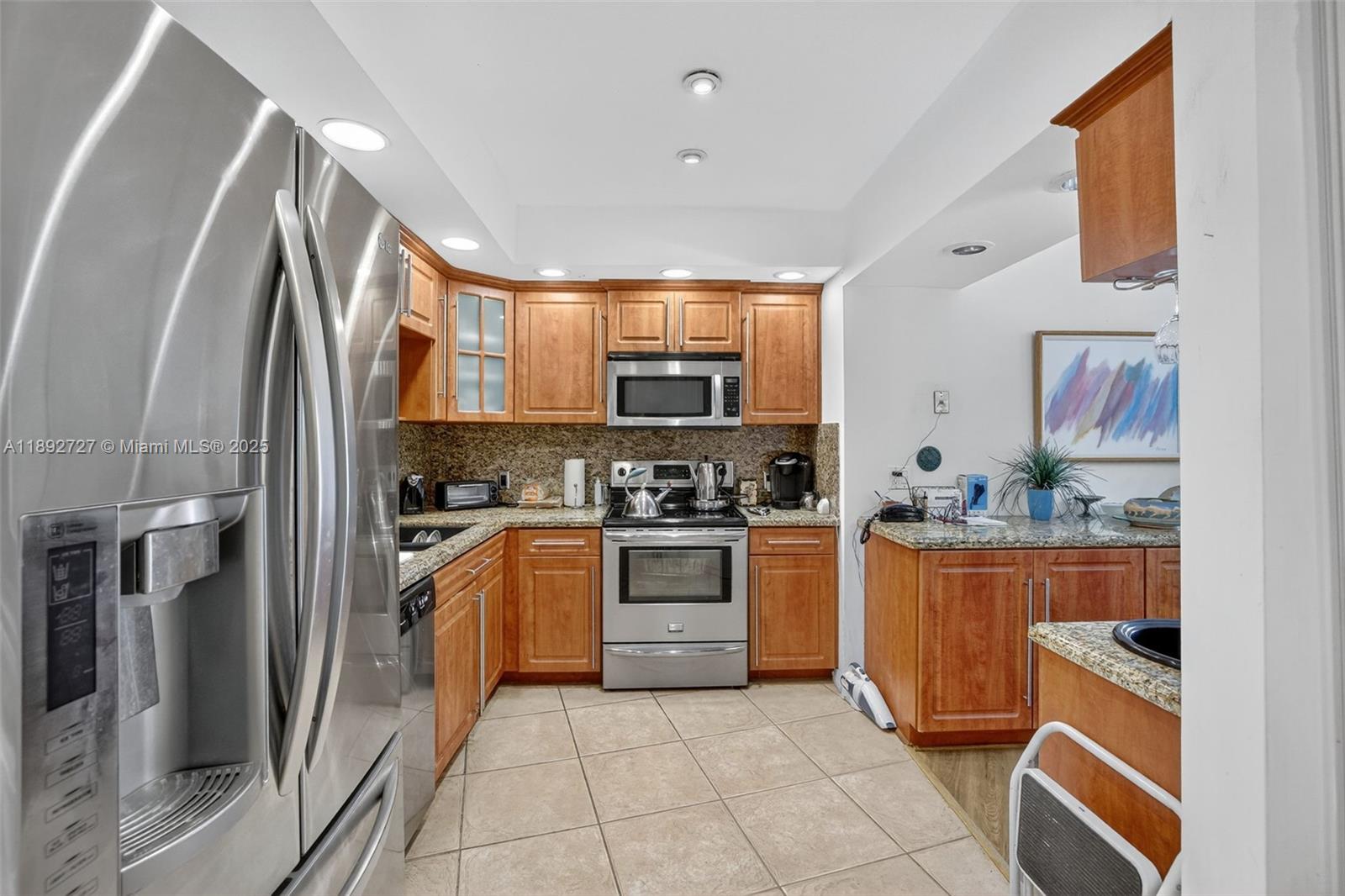 image Hamptons West21