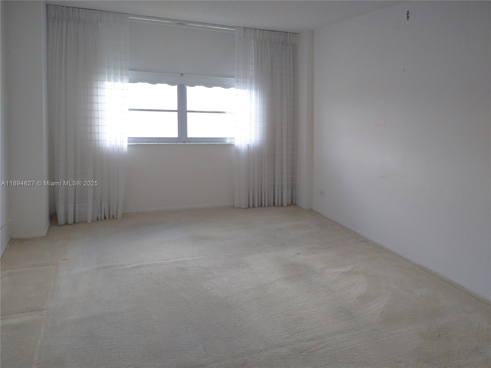 image Winston Towers16