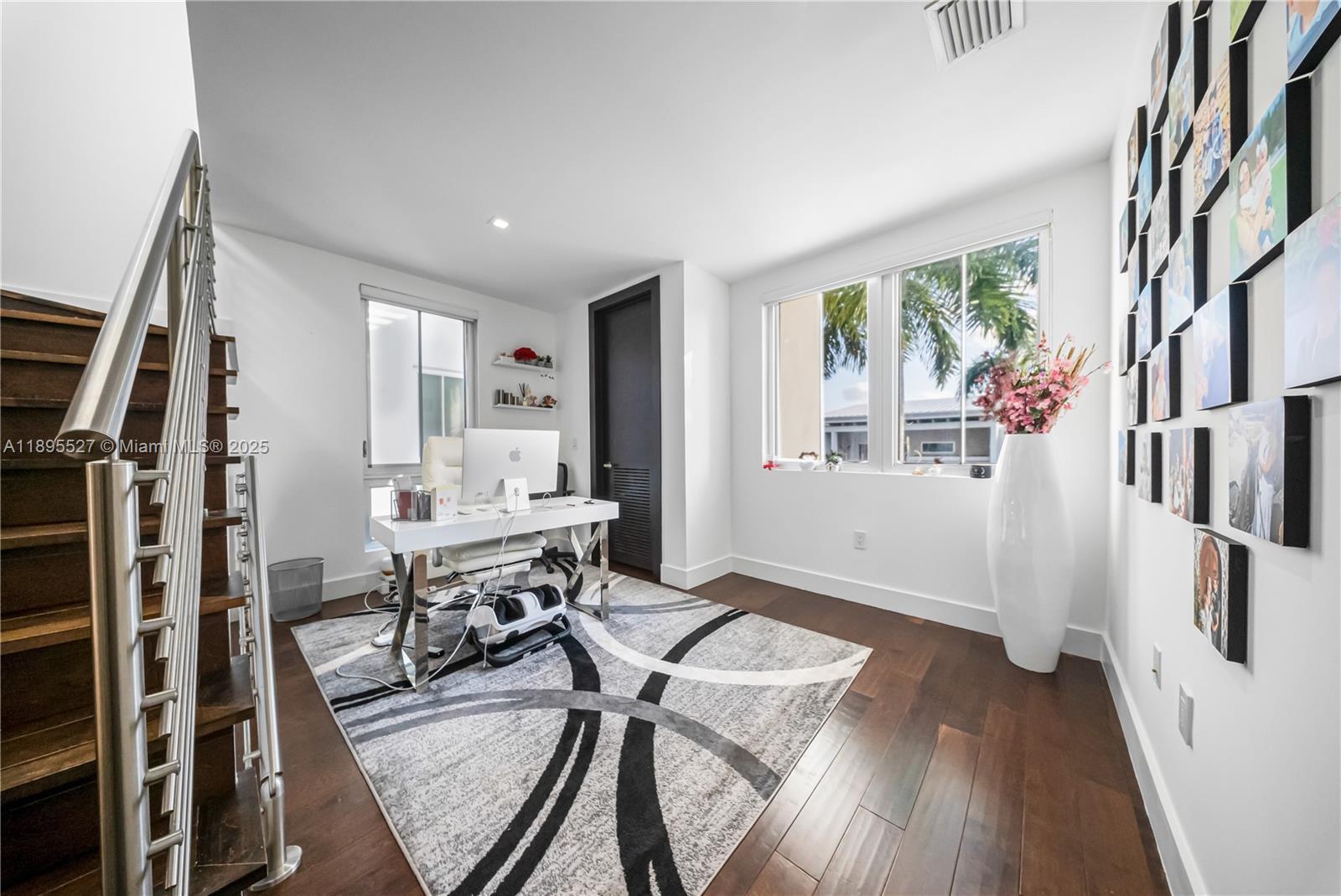 8255 NW 34th St Doral, FL 33122