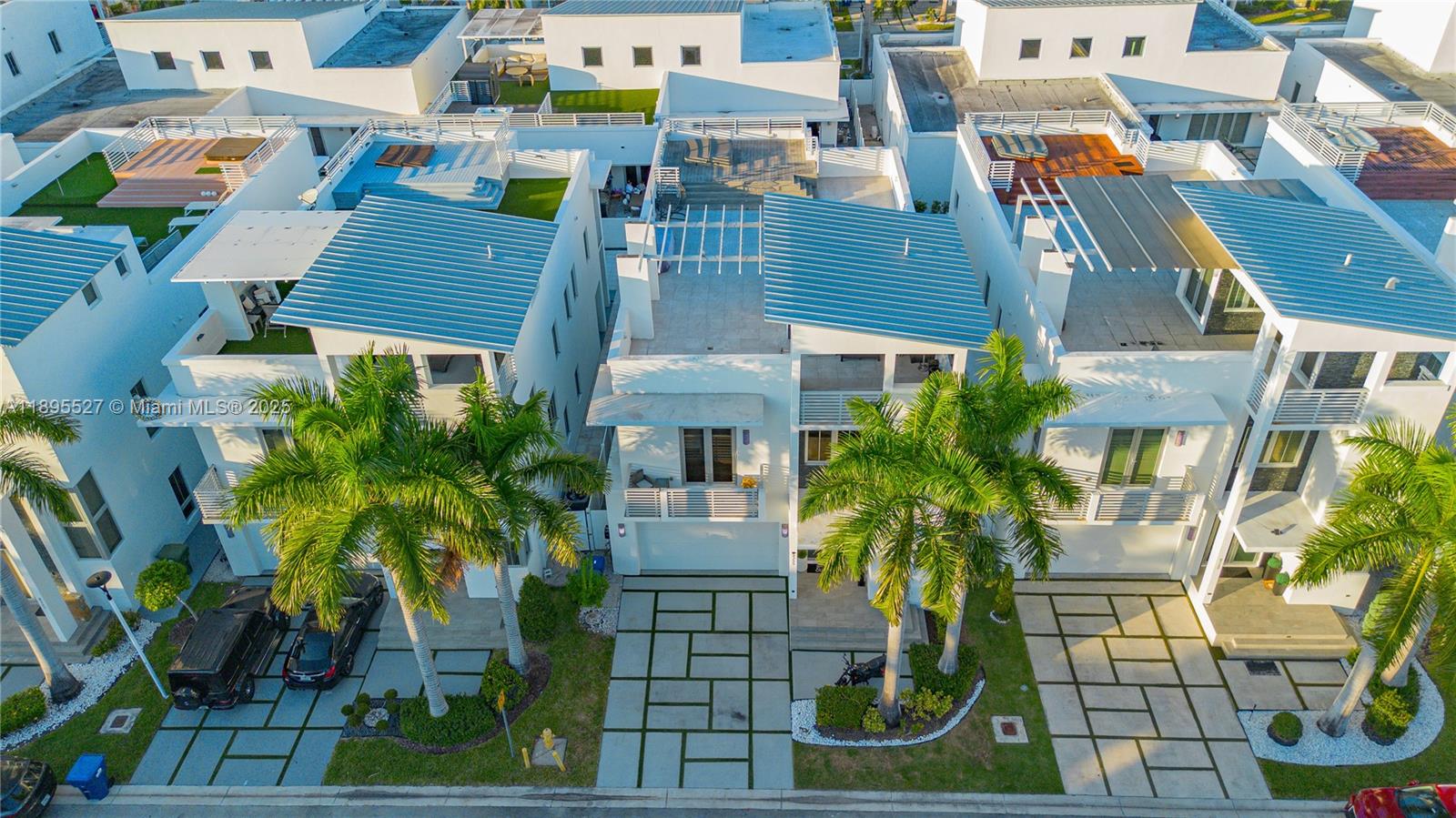 8255 NW 34th St Doral, FL 33122