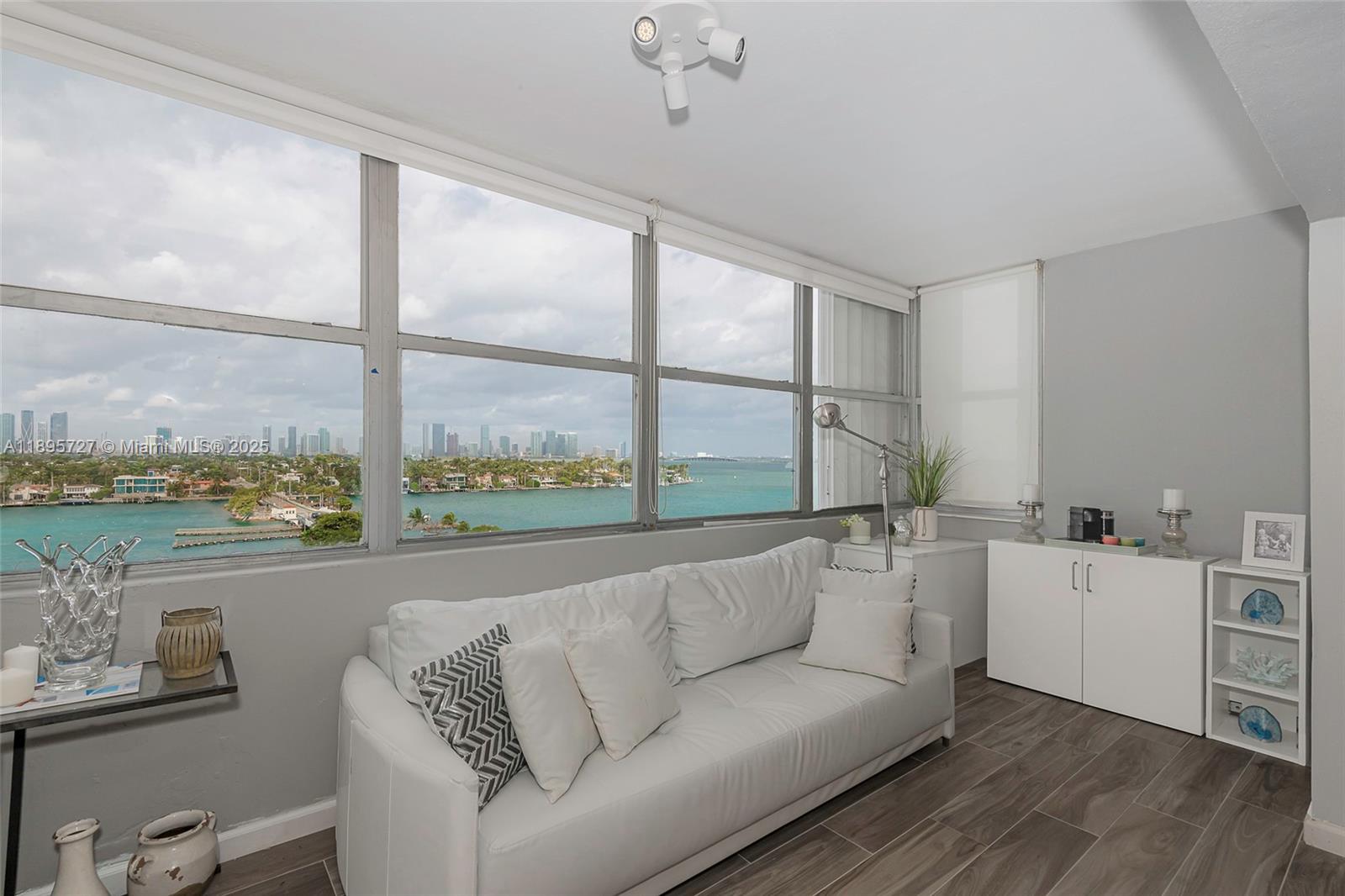 3 Island Ave #09E Miami Beach, FL 33139