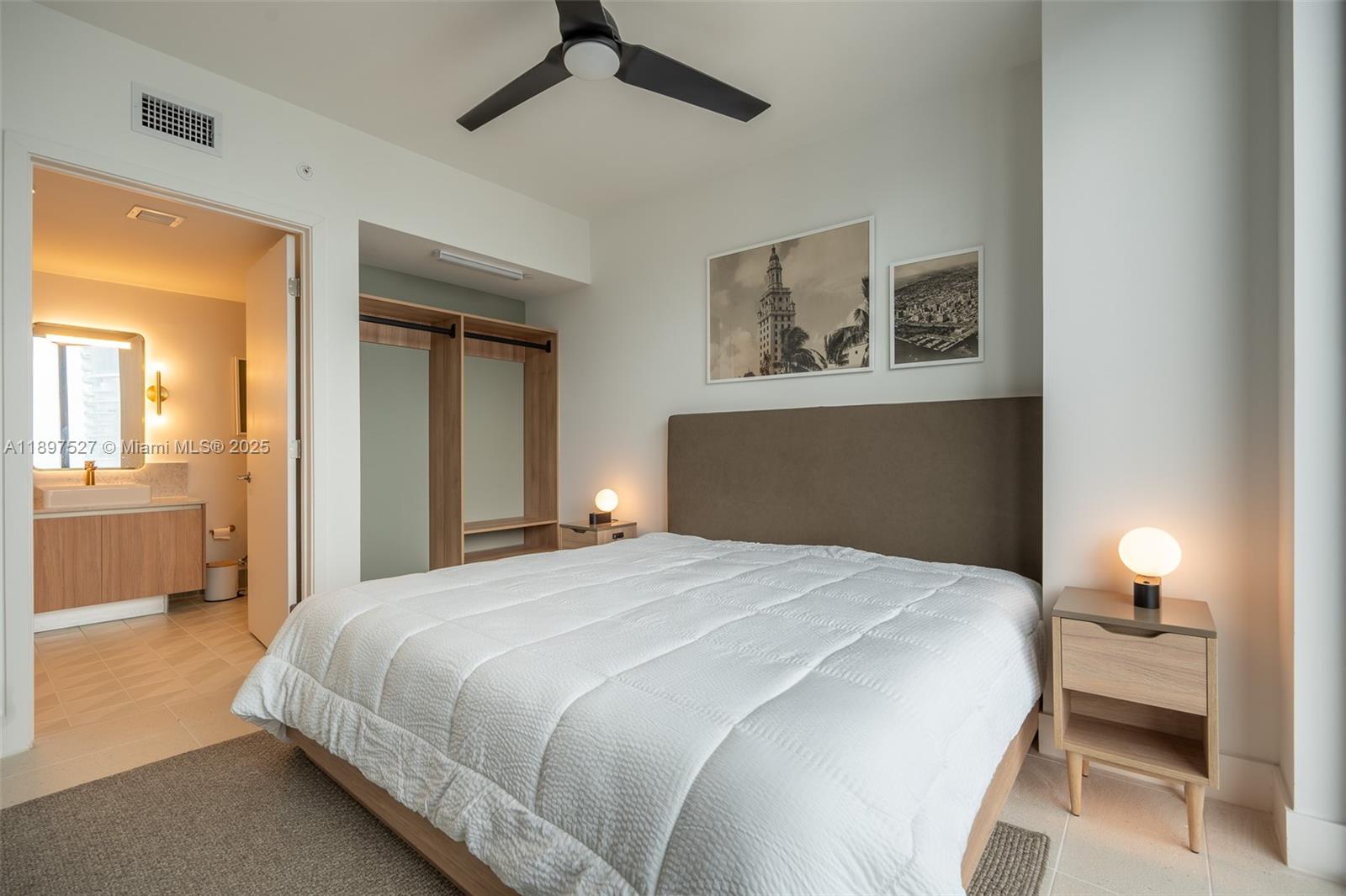 image 159 Ne 6th Street Condo23