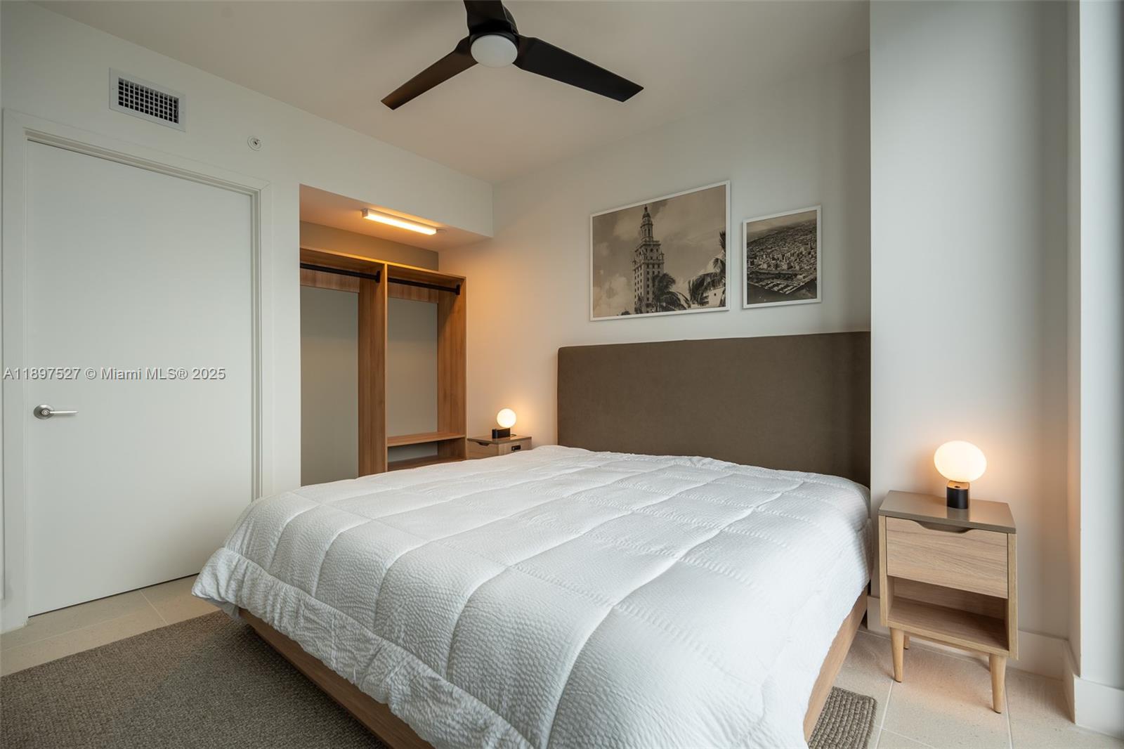 image 159 Ne 6th Street Condo24