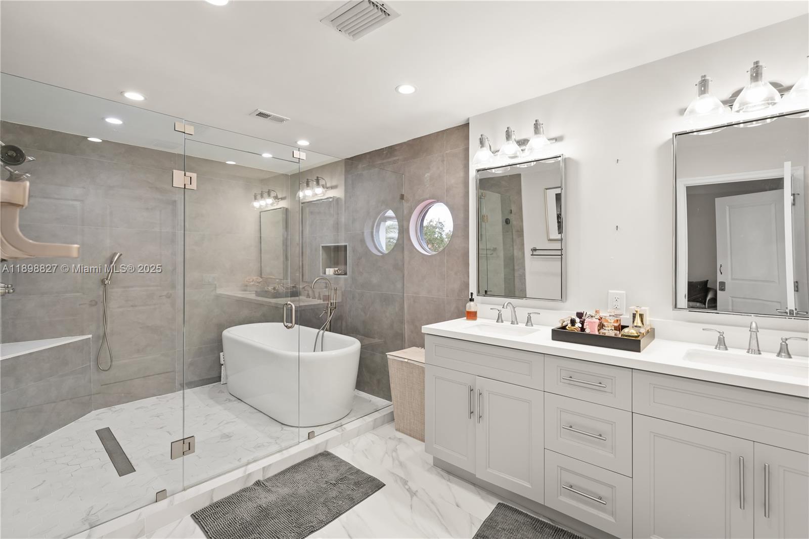 16113 Opal Crk Dr Weston, FL 33331