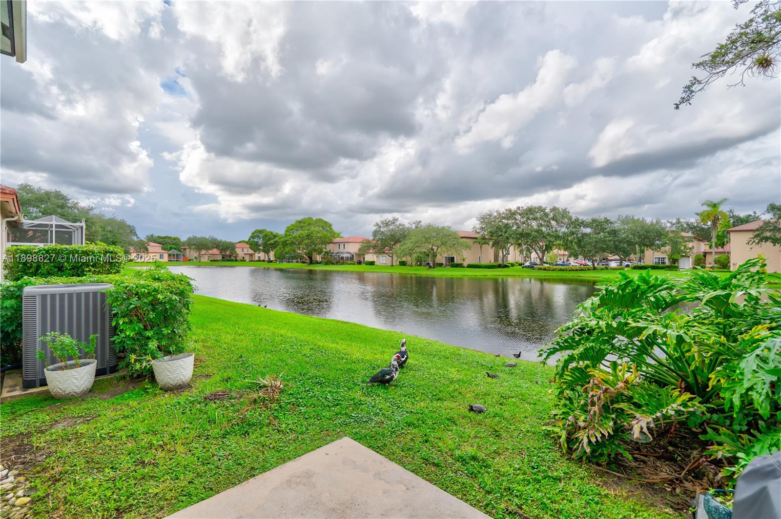 16113 Opal Crk Dr Weston, FL 33331