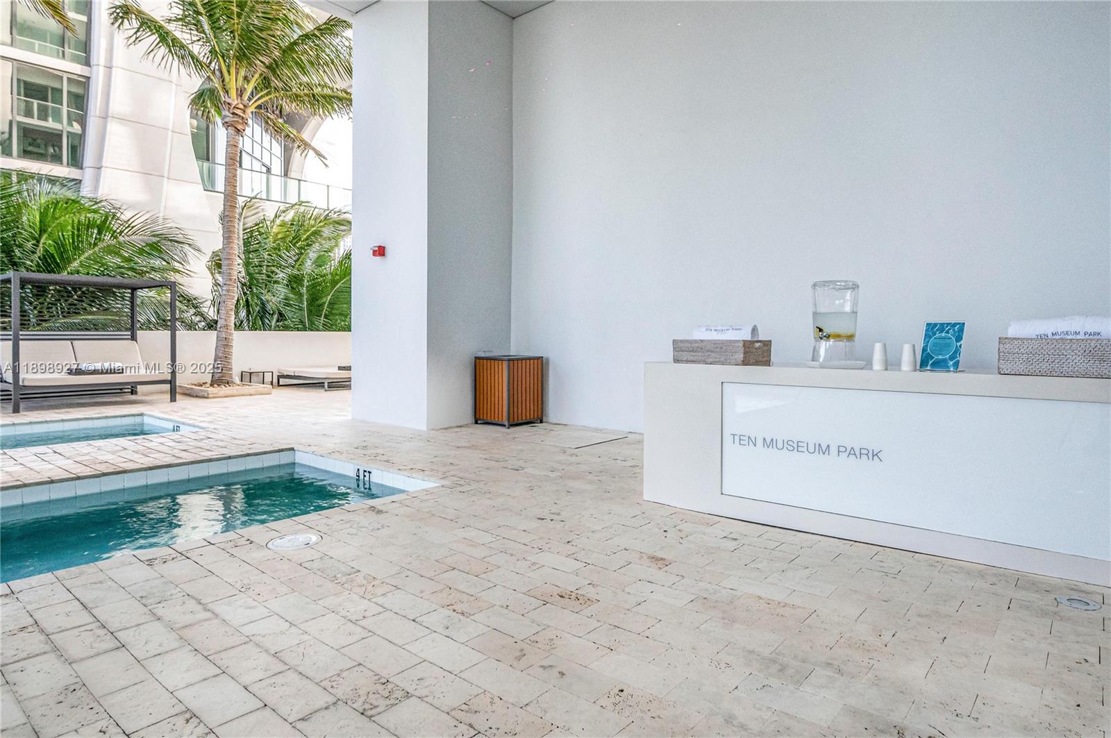 image Ten Museum Park31