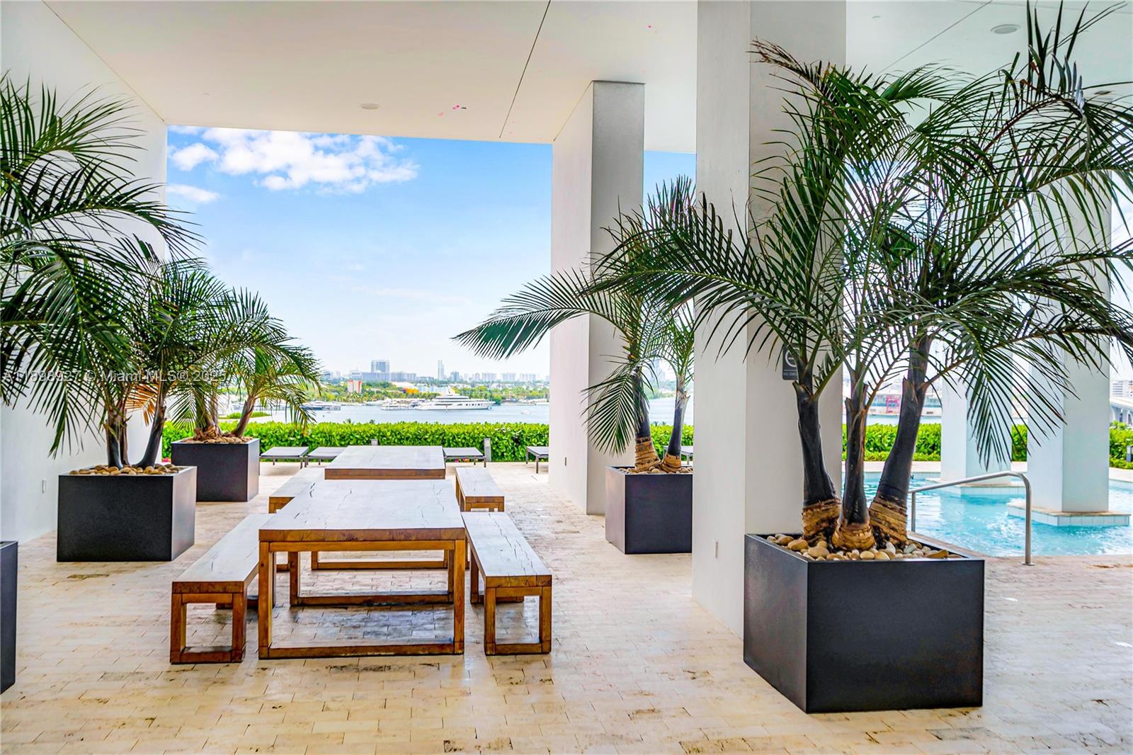 image Ten Museum Park44