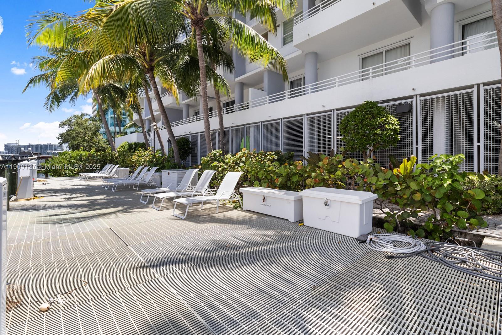 5970 Indian Crk Dr #504 Miami Beach, FL 33140