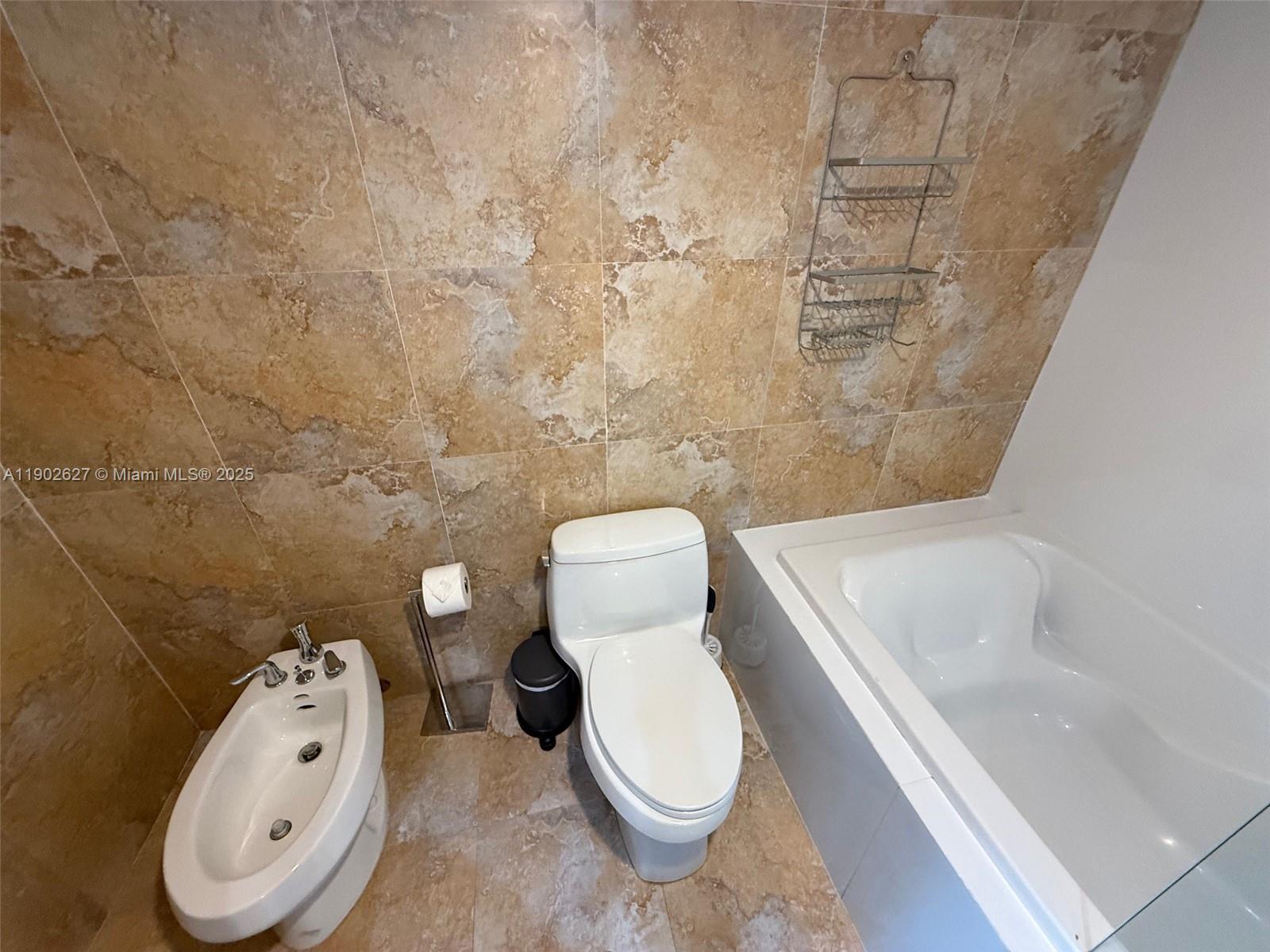 1500 Bay Rd #122s Miami Beach, FL 33139 1500 Bay Rd #122s Miami Beach, FL 33139
