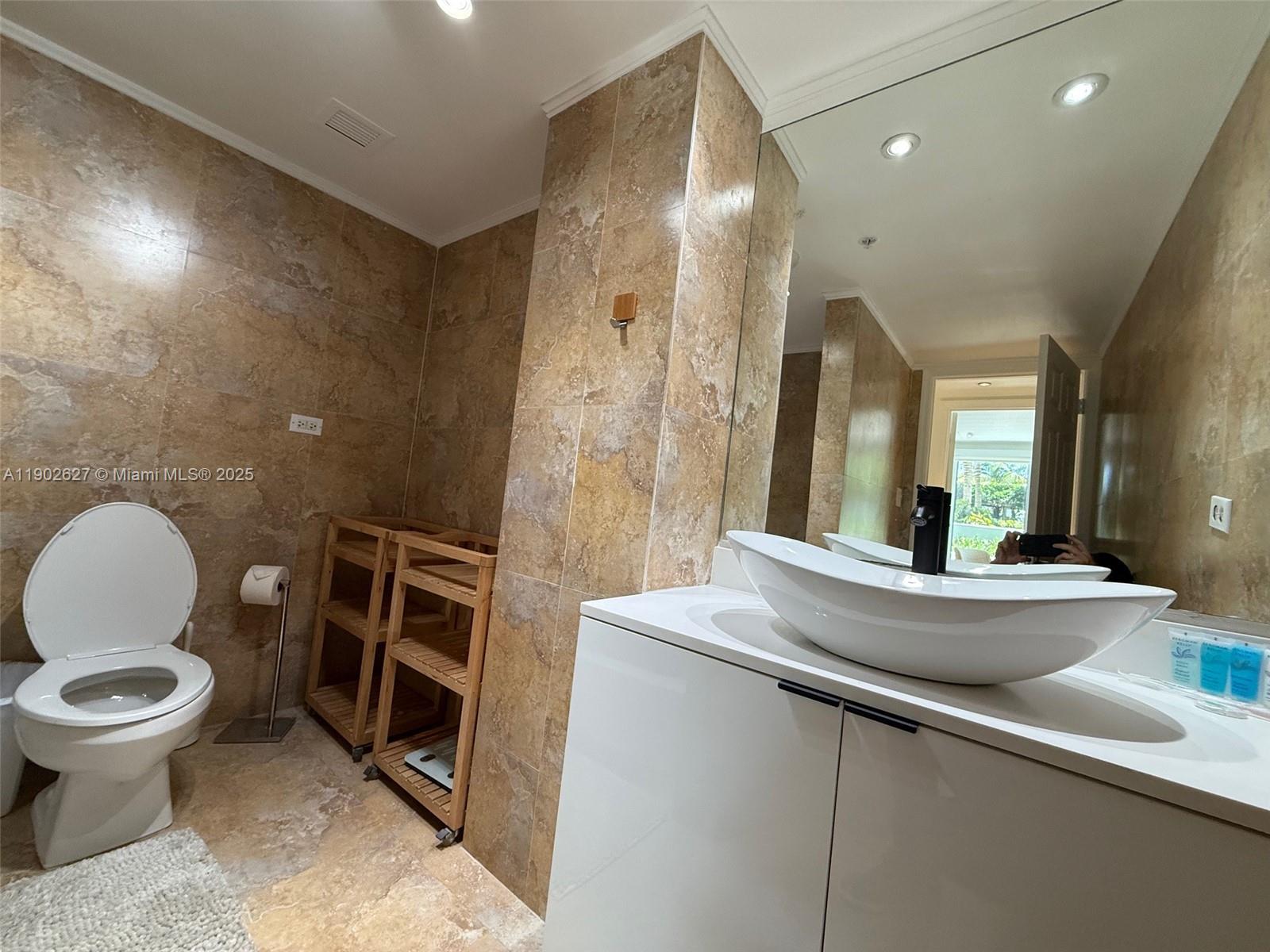 1500 Bay Rd #122s Miami Beach, FL 33139 1500 Bay Rd #122s Miami Beach, FL 33139