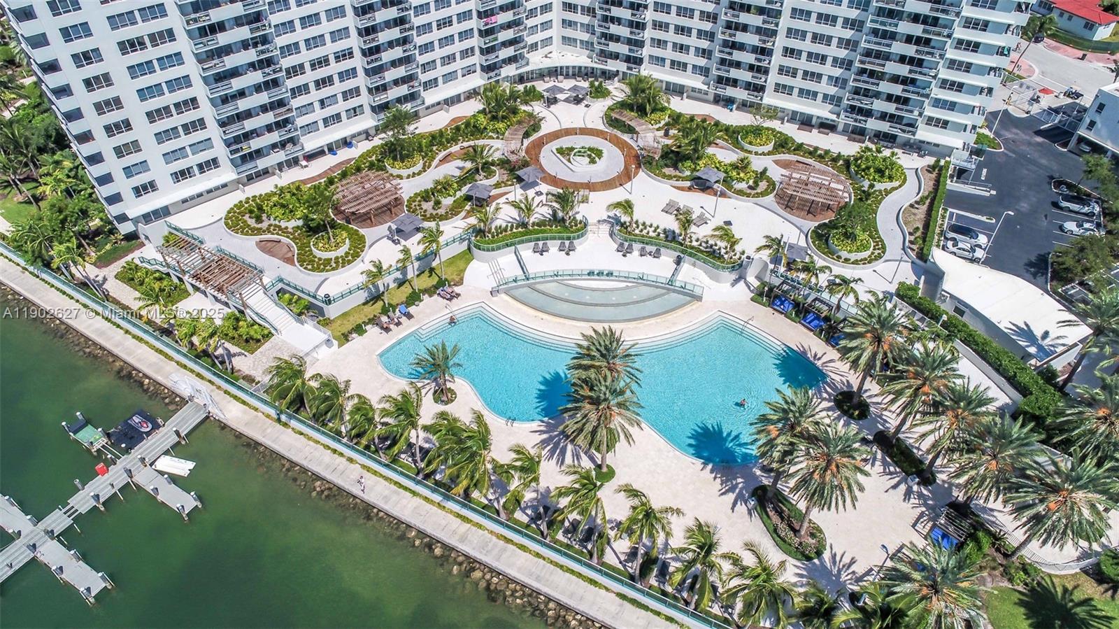1500 Bay Rd #122s Miami Beach, FL 33139 1500 Bay Rd #122s Miami Beach, FL 33139