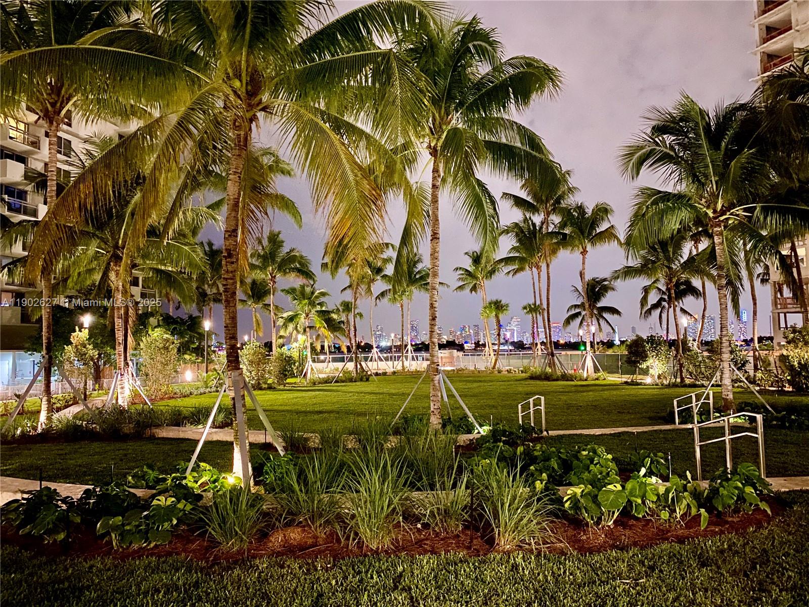 1500 Bay Rd #122s Miami Beach, FL 33139 1500 Bay Rd #122s Miami Beach, FL 33139