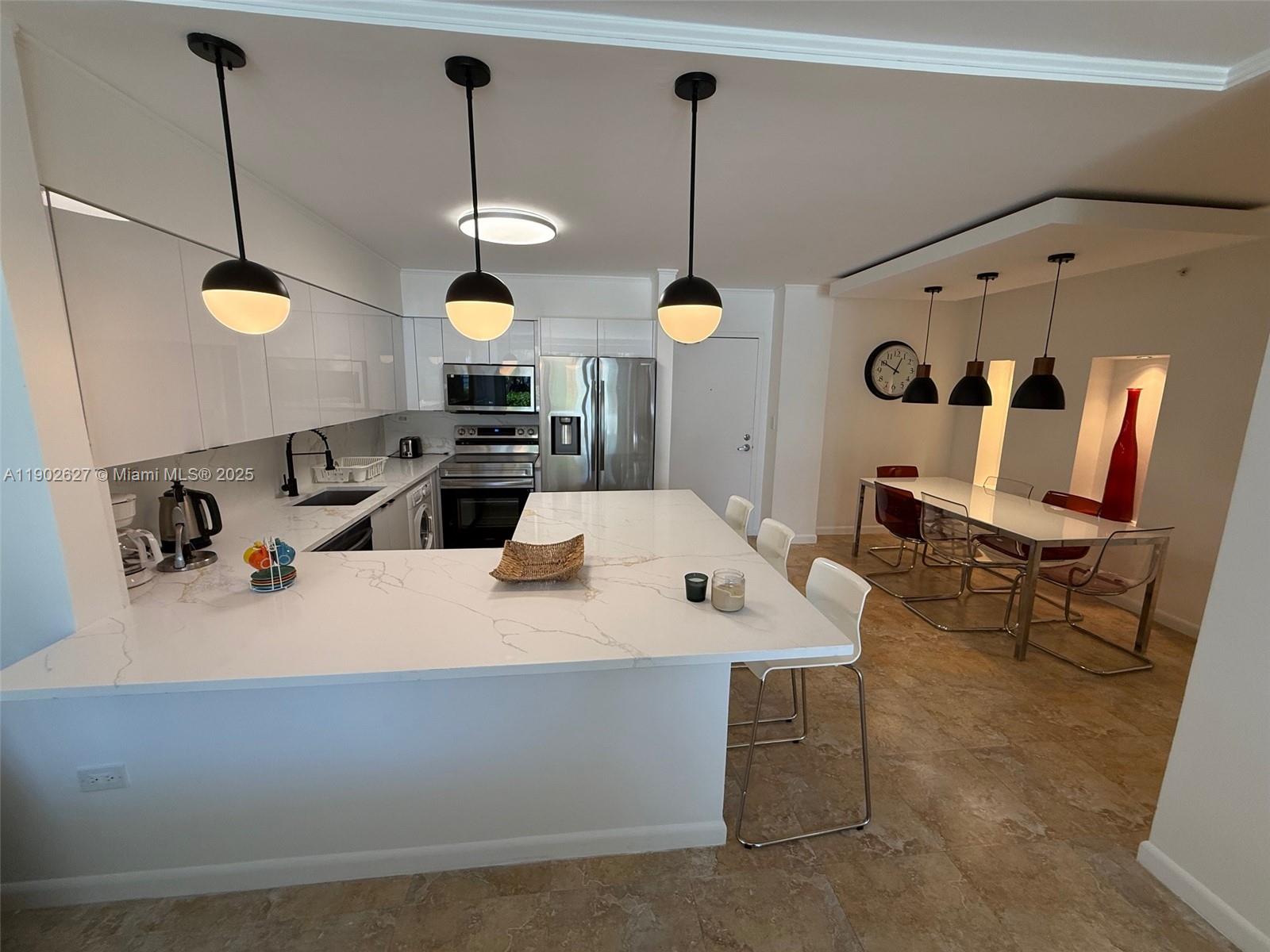 1500 Bay Rd #122s Miami Beach, FL 33139 1500 Bay Rd #122s Miami Beach, FL 33139