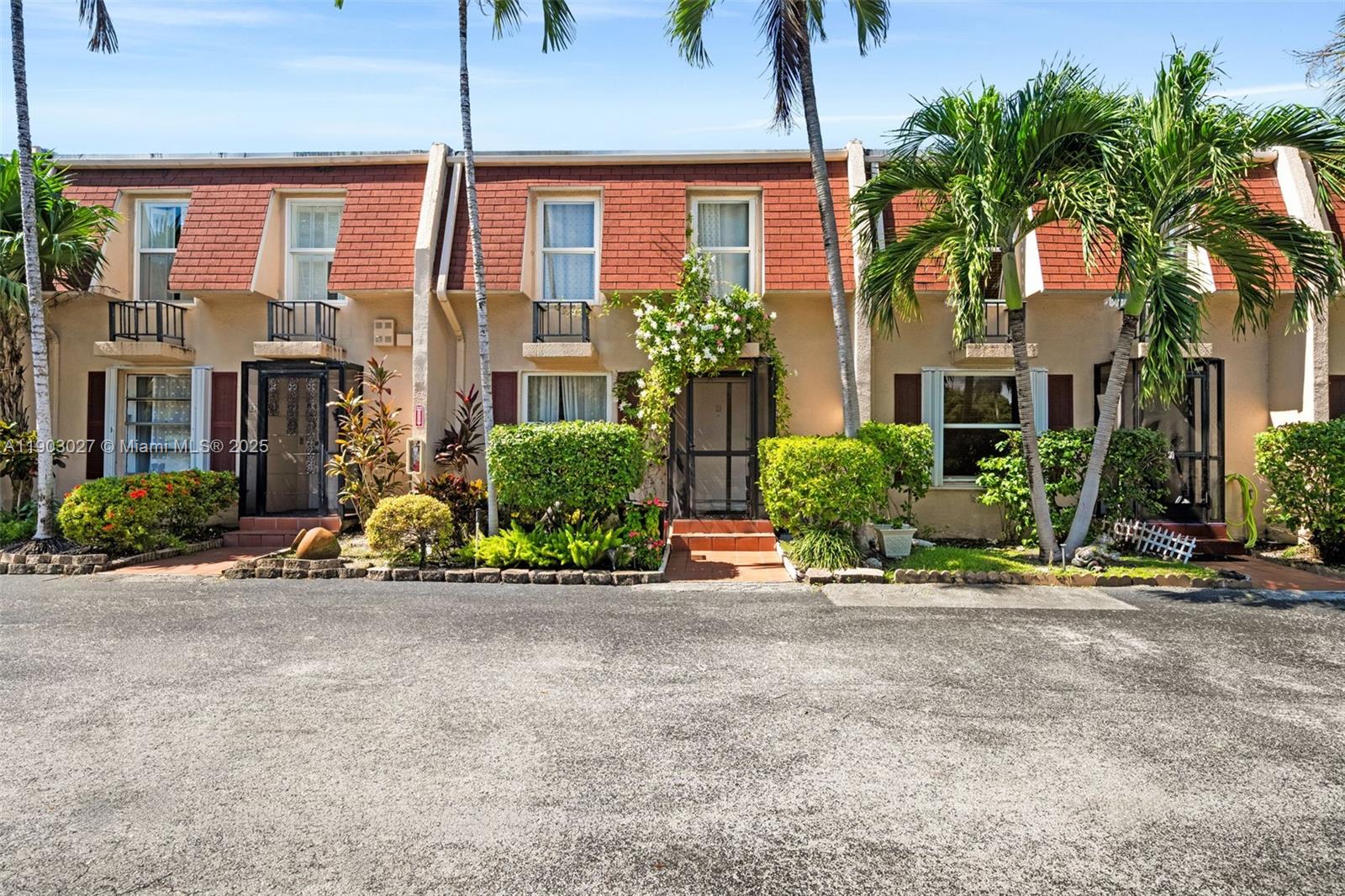 1001 Three Iss Blvd #29