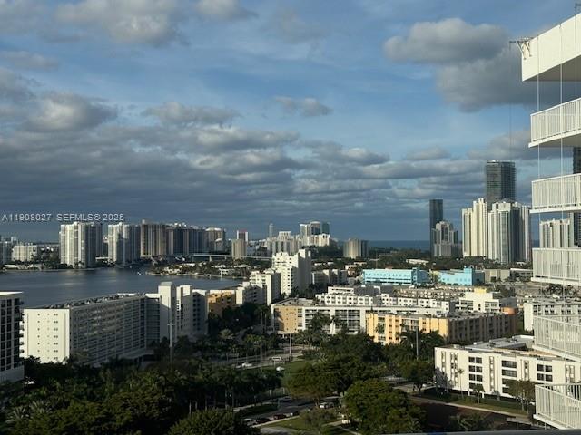 image Winston Tower 40017